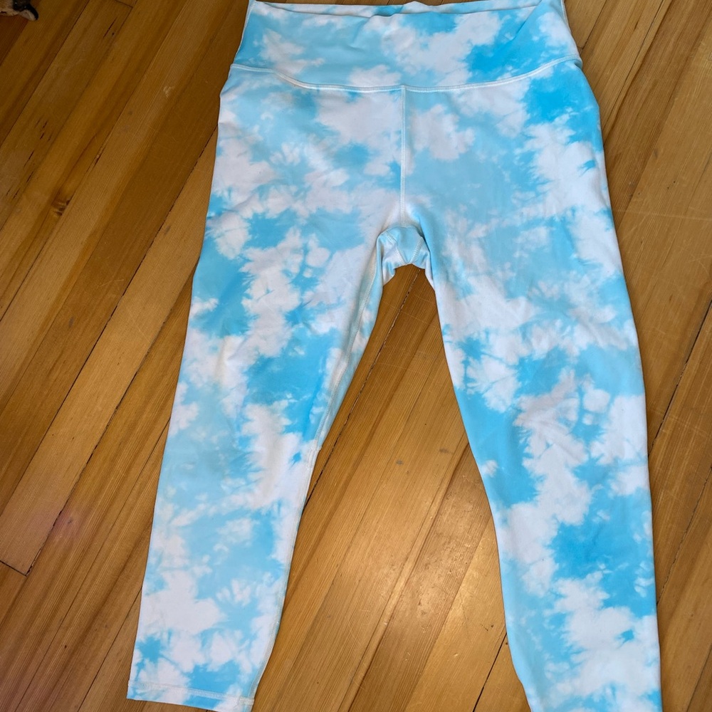 Like New Fabletics PowerHold 7/8 Leggings - cloud print
